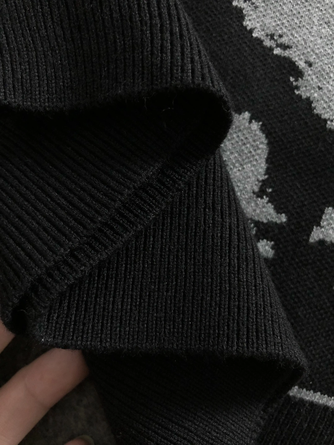 wg.luxury-- 8V wool item: E-F443J1640H
